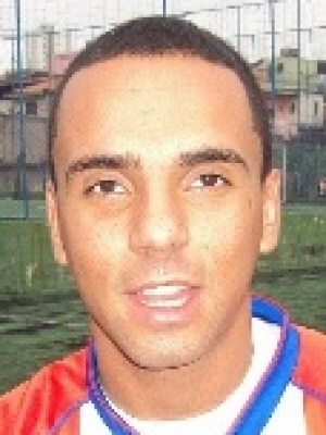 Ayrton Silvestre Alves